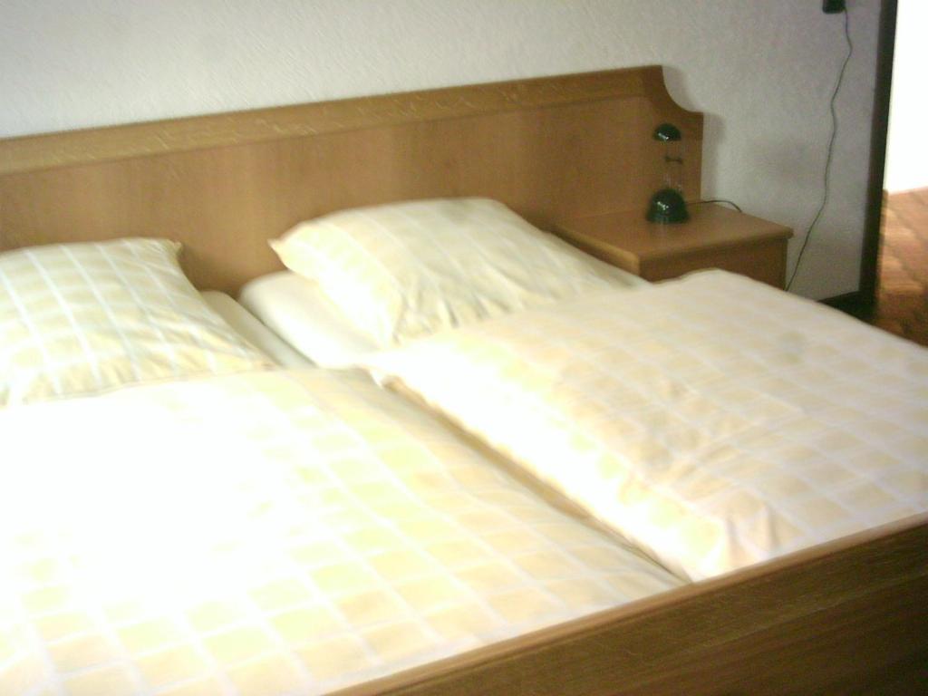 Hotel Rheinstein Rüdesheim am Rhein Zimmer foto
