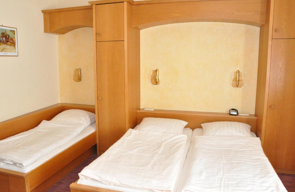 Hotel Rheinstein Rüdesheim am Rhein Zimmer foto